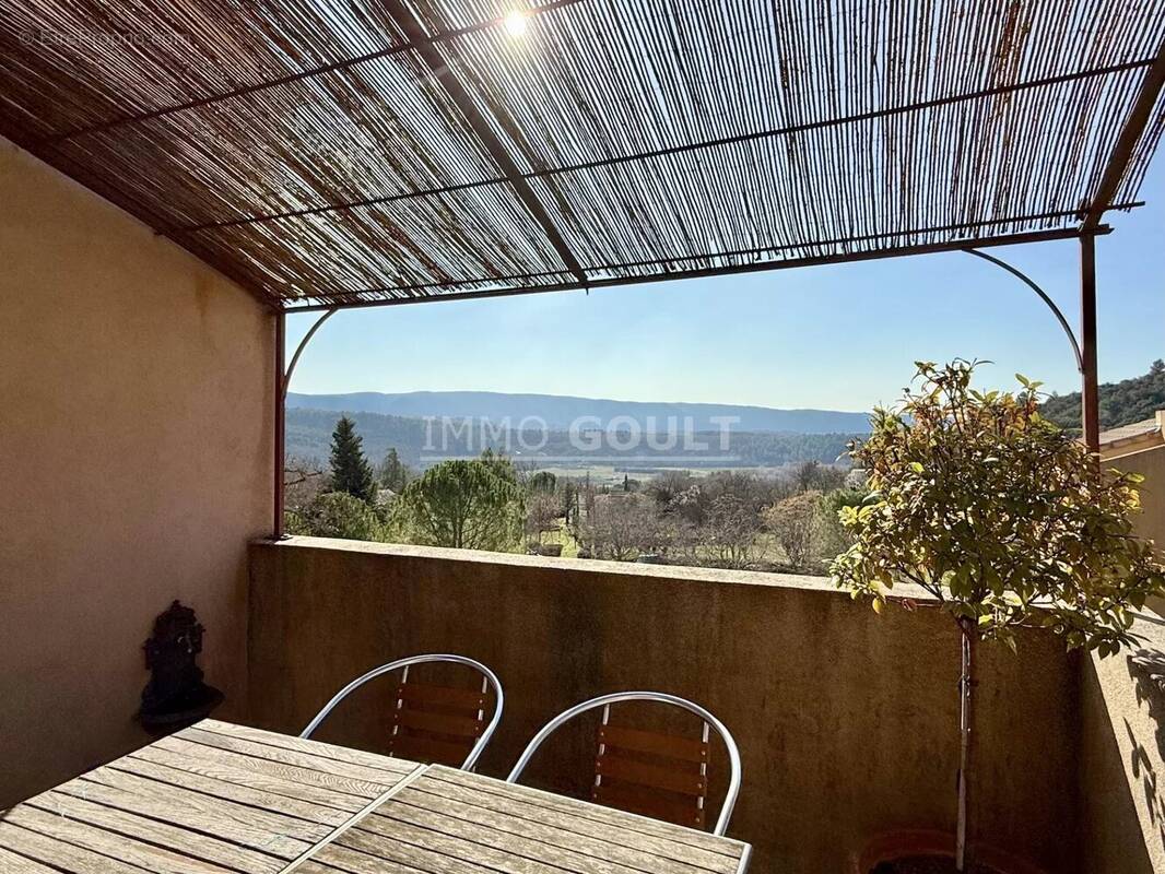 Appartement à GOULT