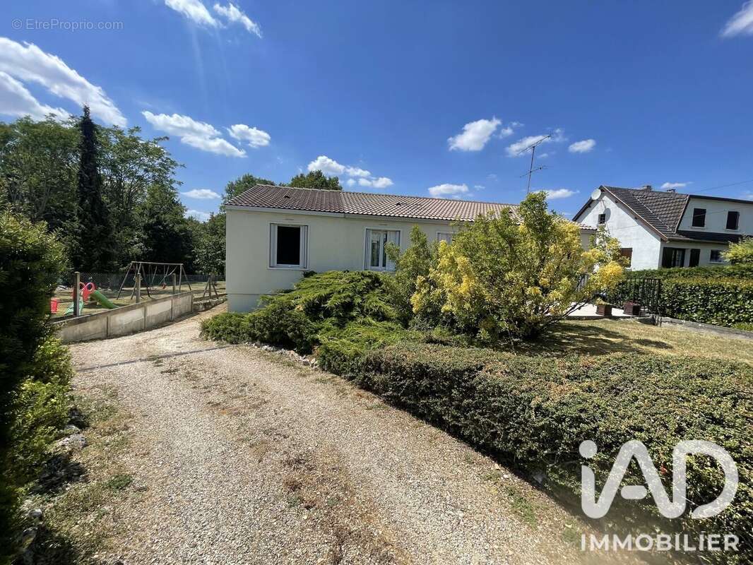 Photo 3 - Maison à QUINCY-VOISINS