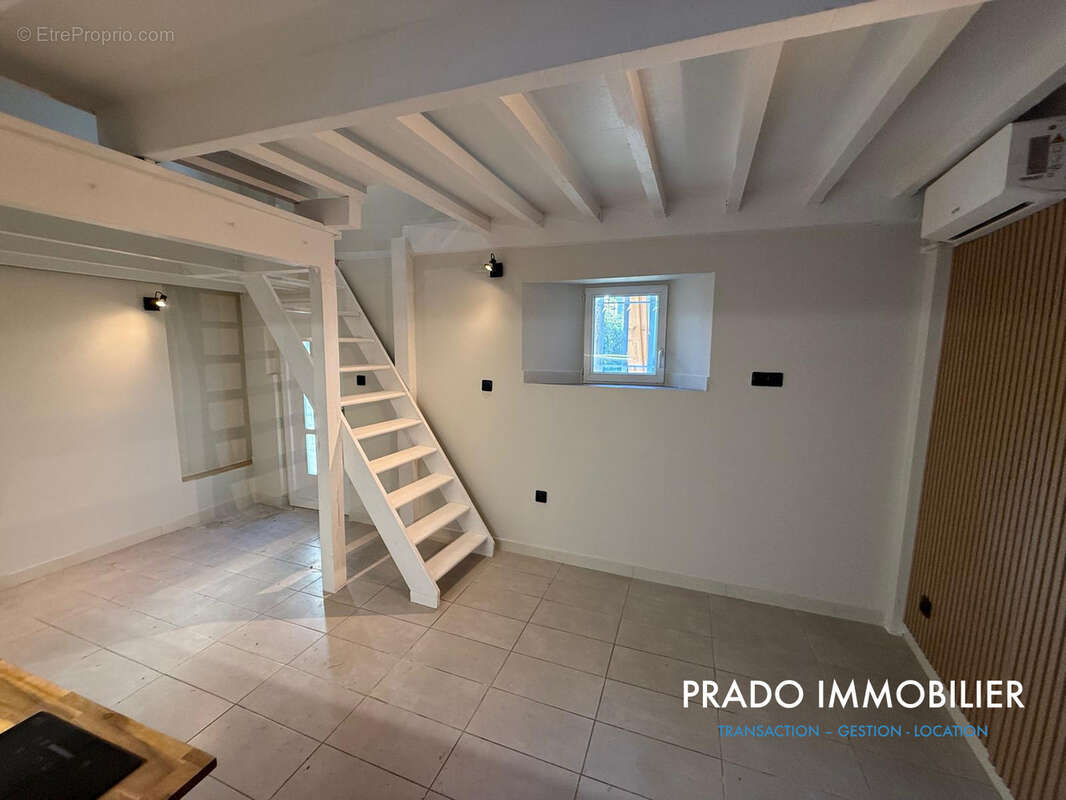 Appartement à MARSEILLE-12E