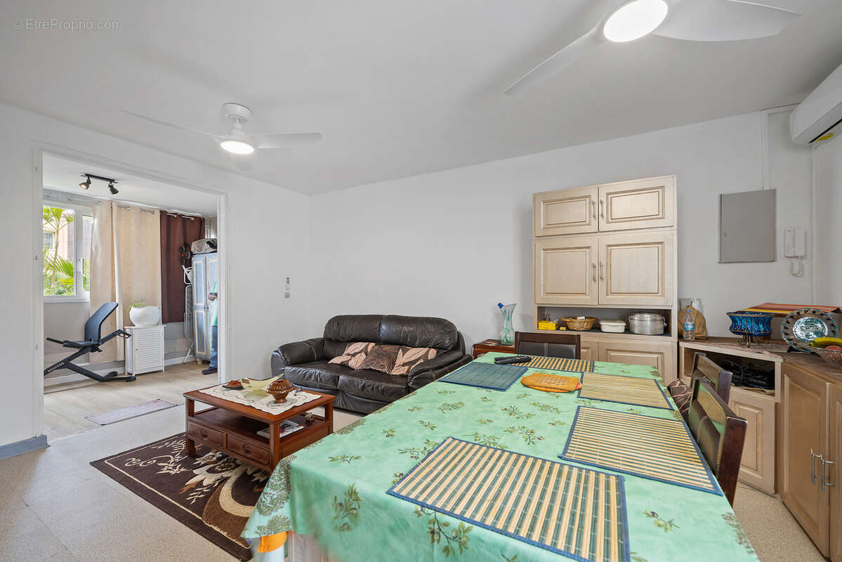 Appartement à SAINT-DENIS