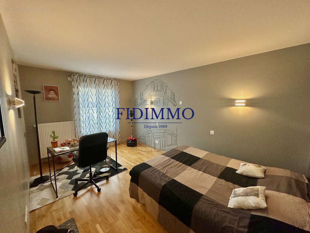 Maison à SUCY-EN-BRIE