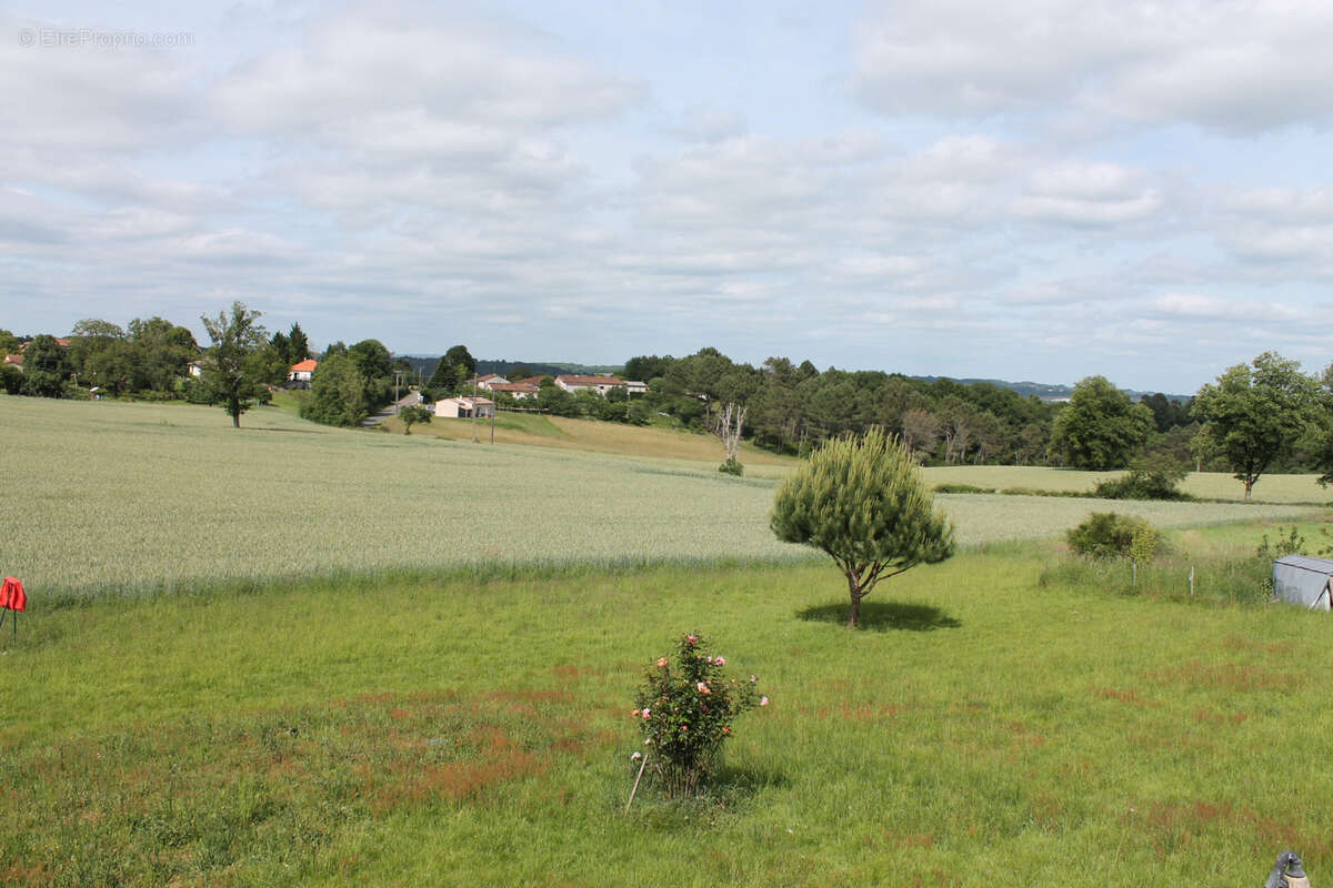 Maison à SAINT-ROMAIN-ET-SAINT-CLEMENT