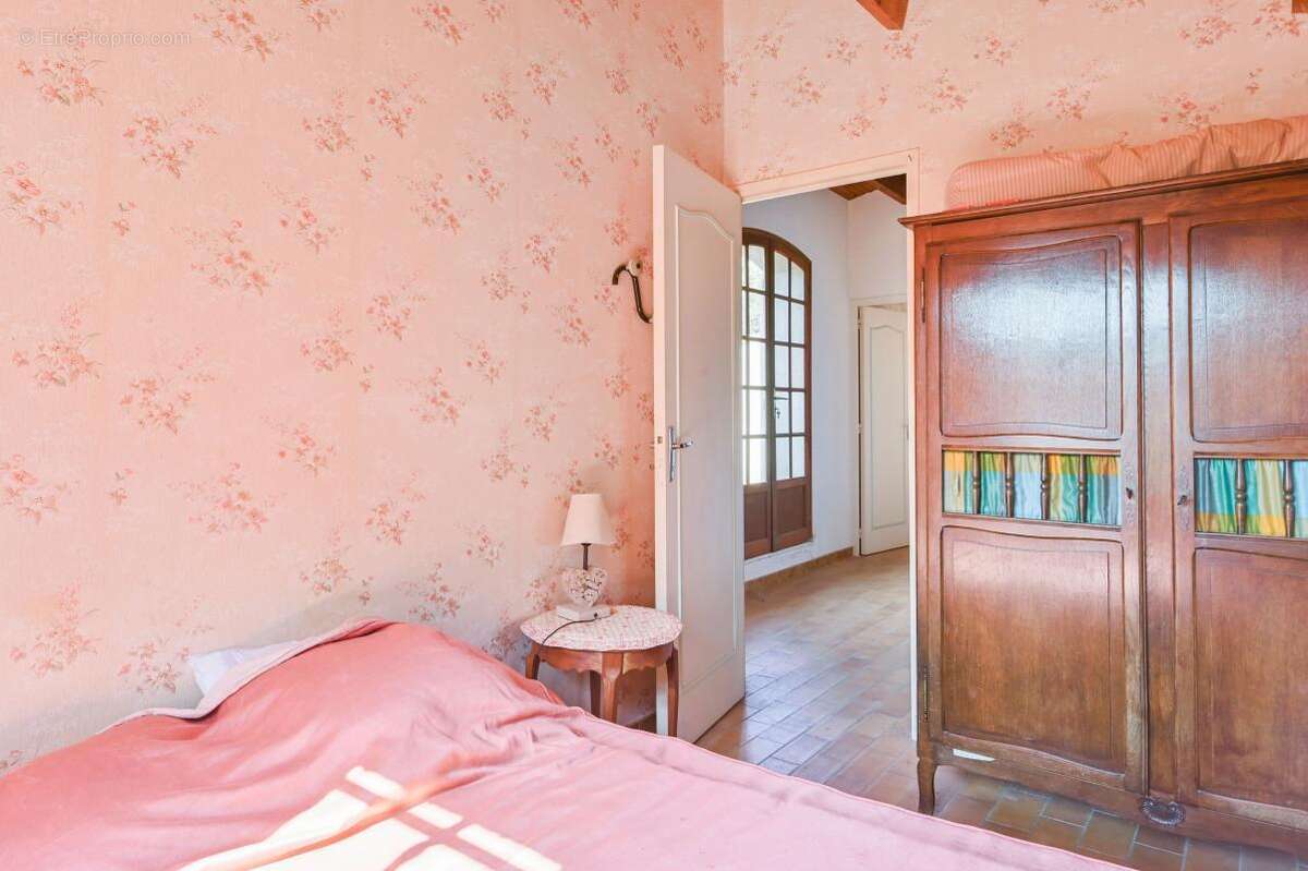 Maison à SIX-FOURS-LES-PLAGES