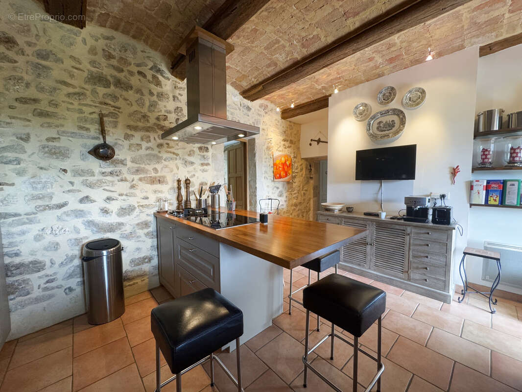 Maison à SAINT-ANDRE-DE-ROQUEPERTUIS