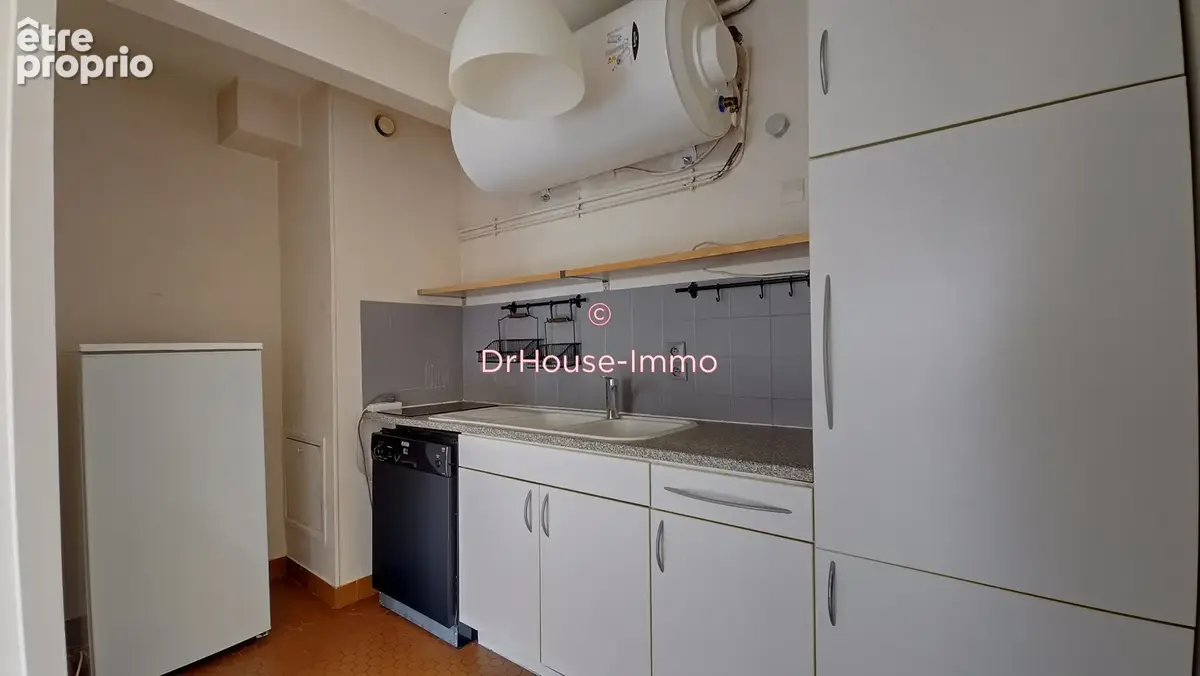 Appartement 44 m² à Paris-20e  - photo 5