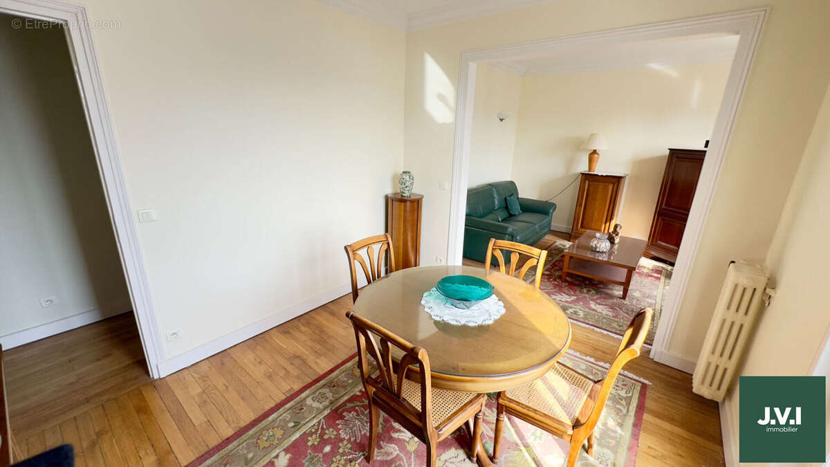 Appartement à ENGHIEN-LES-BAINS