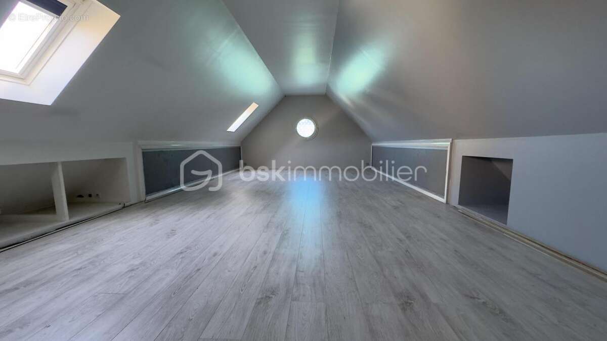 Maison à SAINT-GERMAIN-LES-CORBEIL