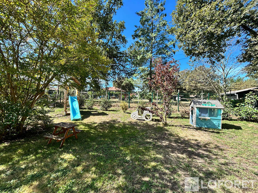 Maison à SAUGNACQ-ET-MURET