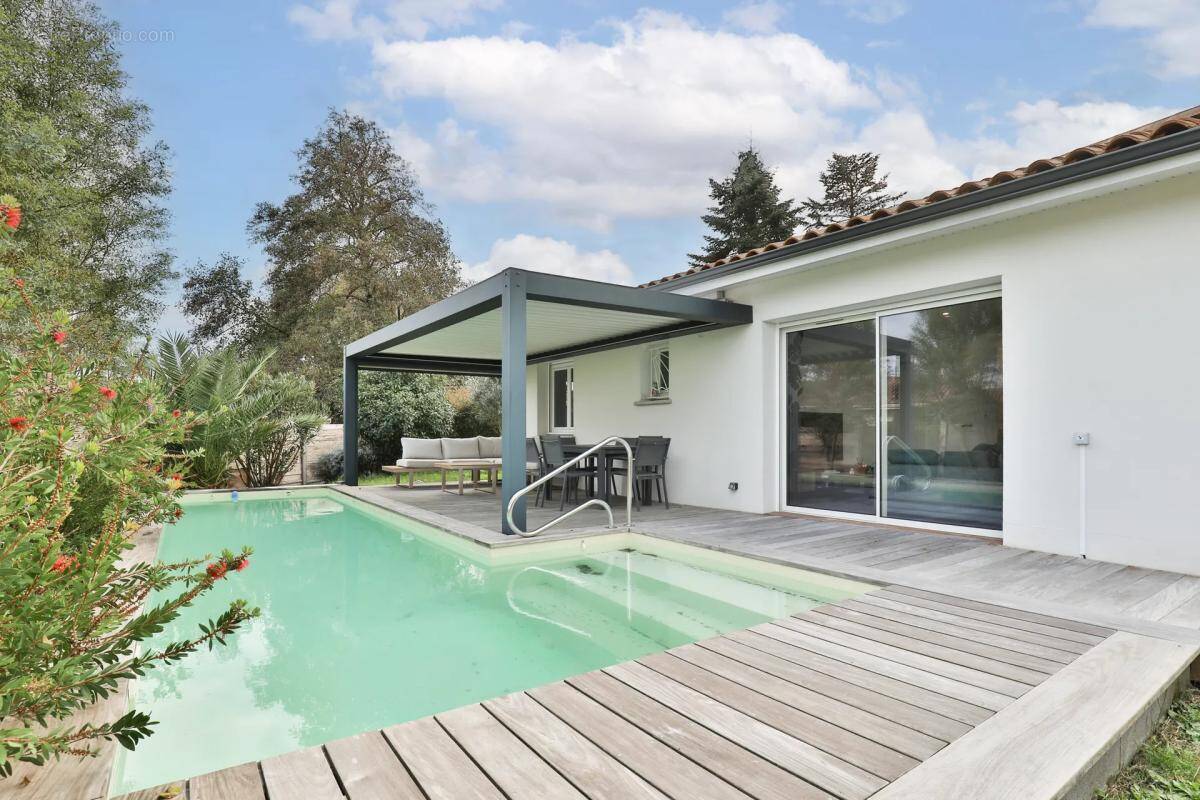 Maison à GUJAN-MESTRAS