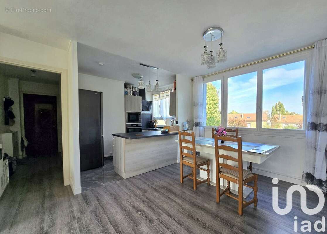 Photo 4 - Appartement à LE RAINCY