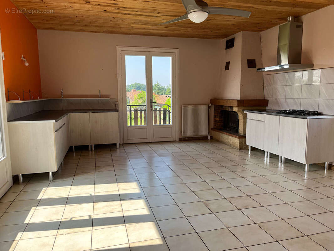 Maison à ASNIERES-SUR-BLOUR