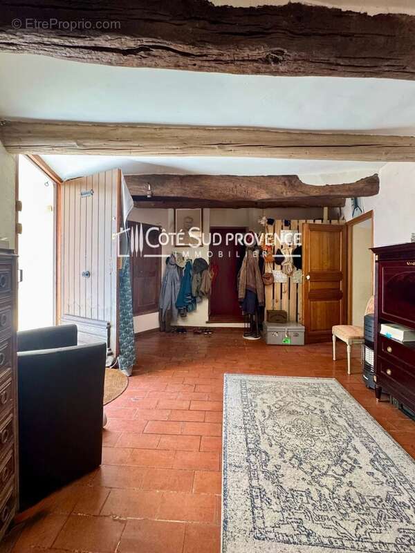 Maison à MALEMORT-DU-COMTAT