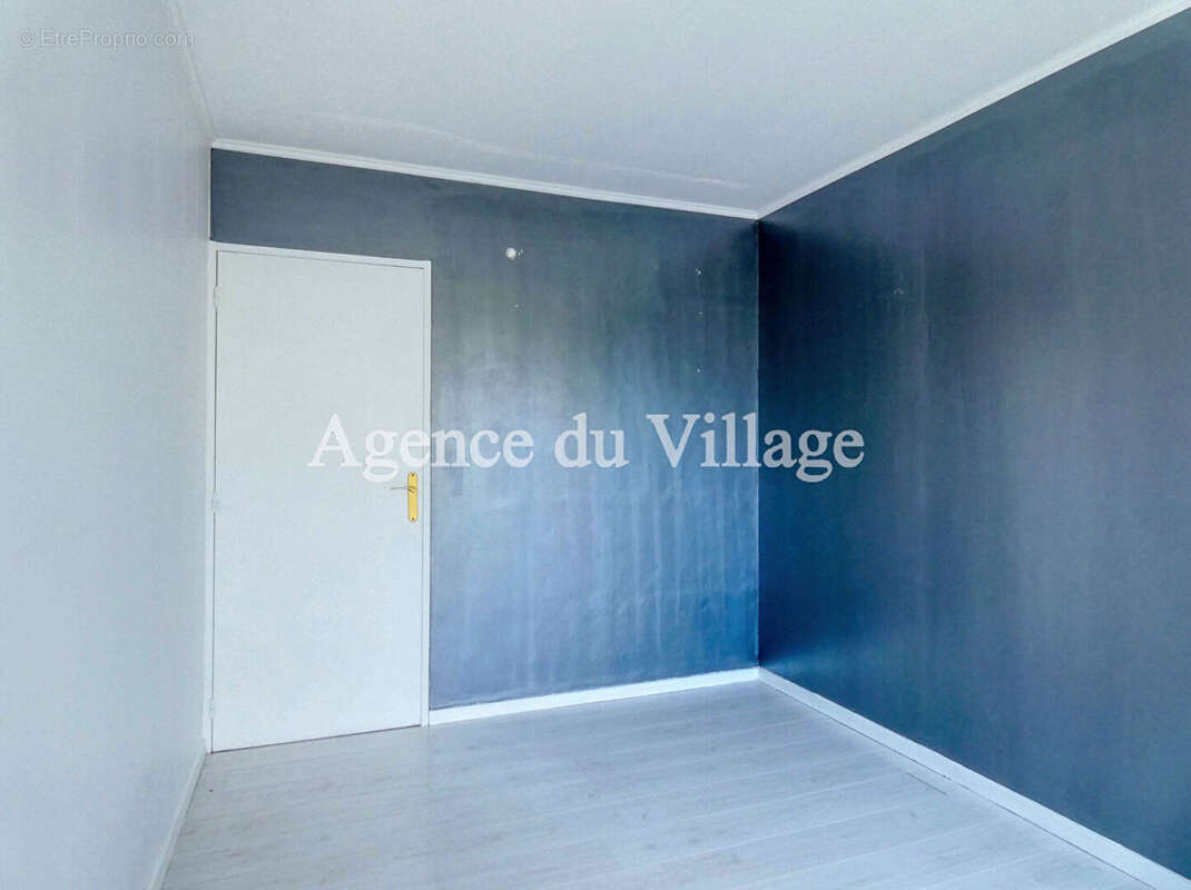 Appartement à ELANCOURT
