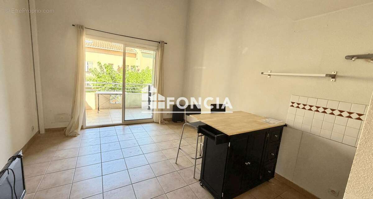 Appartement à SAINT-CYR-SUR-MER