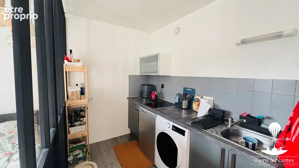 Nantes appartement T1BIS cave et parking - photo 2