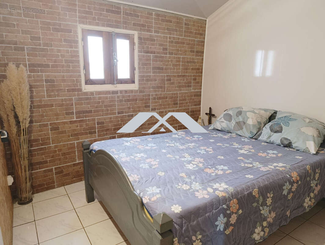 Maison à ENTRE-DEUX