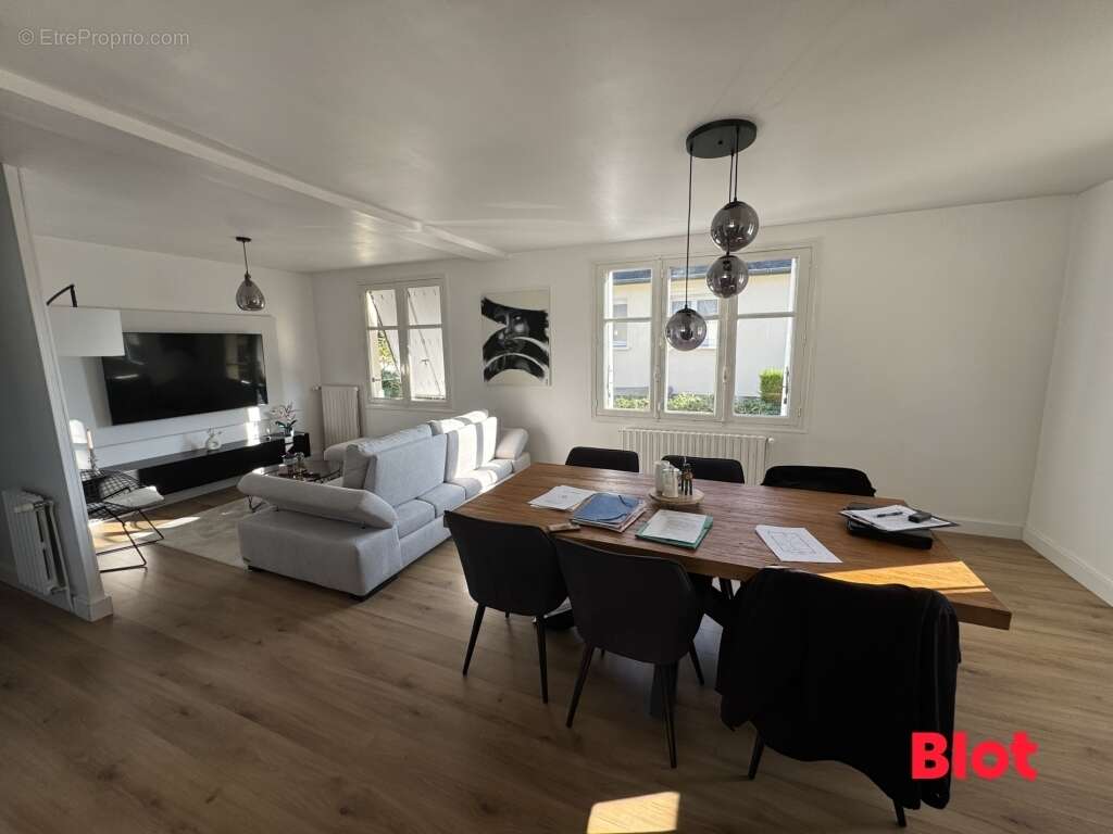 Maison à CHATEAUBOURG