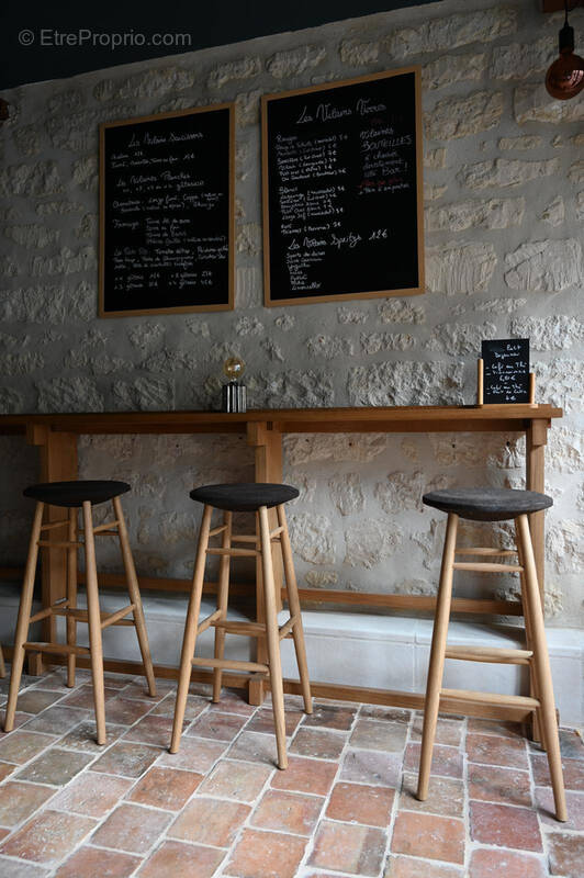 Commerce à COYE-LA-FORET