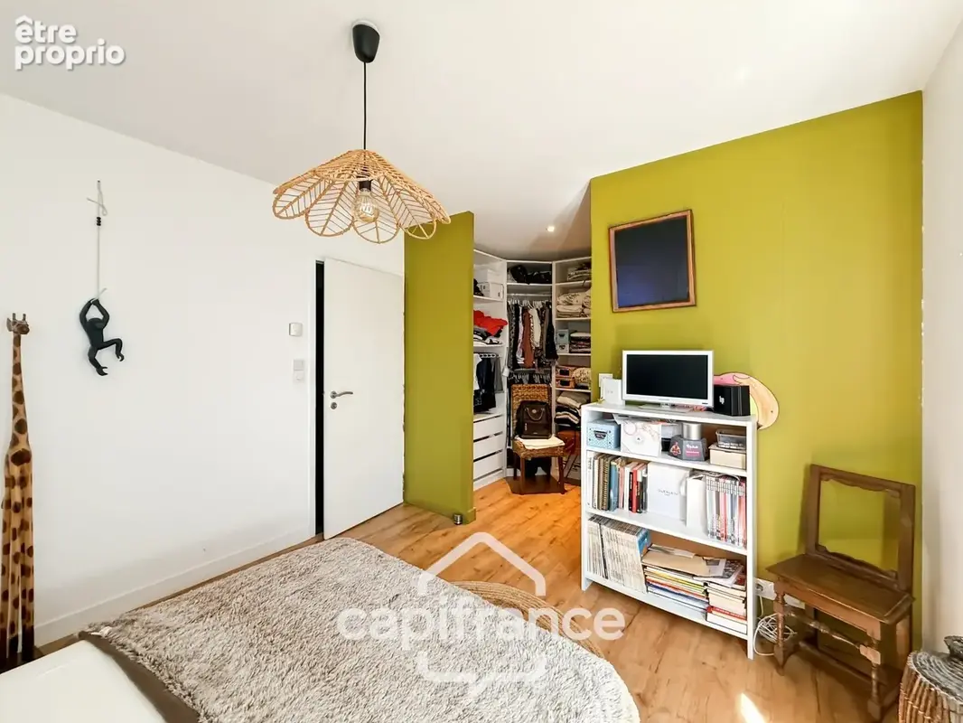 Maison contemporaine de plain-pied de 160 m² – 4 chambres – Véranda de 27 m² avec spa – Double garage – Carport – Noyal-Pontivy - photo 19