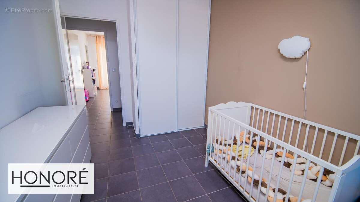 Appartement à NANTERRE