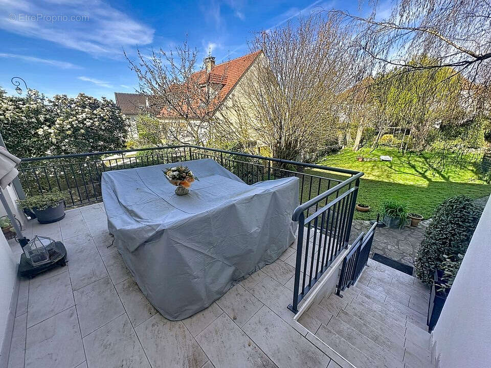 Maison à LE PLESSIS-TREVISE
