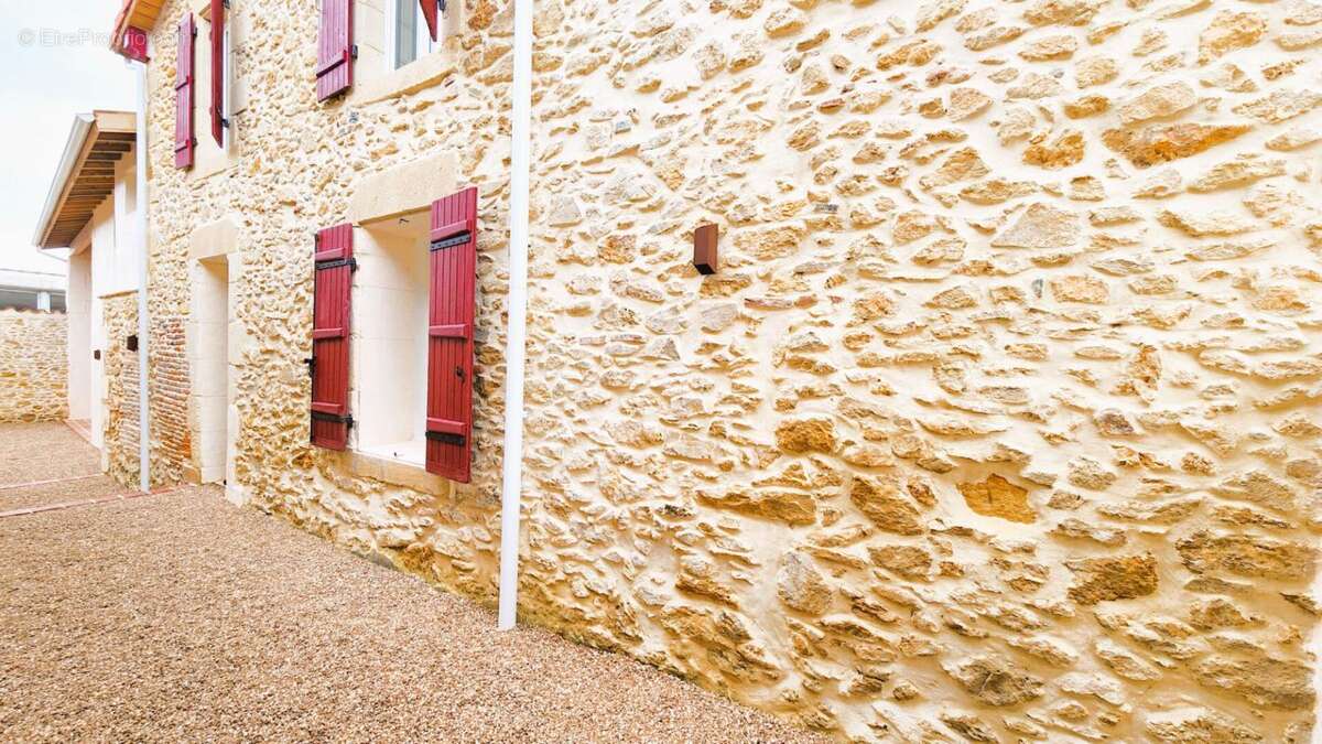 Maison à MUGRON