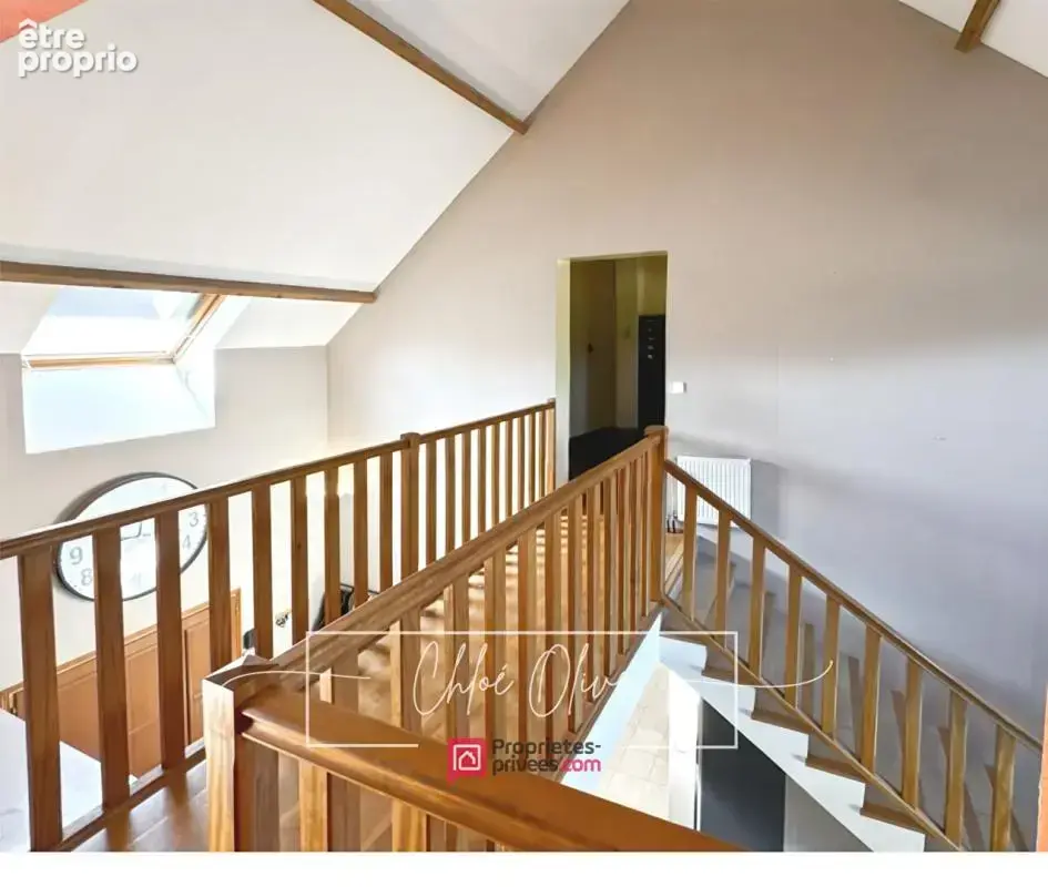 Maison familiale 310 m² , piscine- vue dégagée , crécy-la-chapelle - photo 12