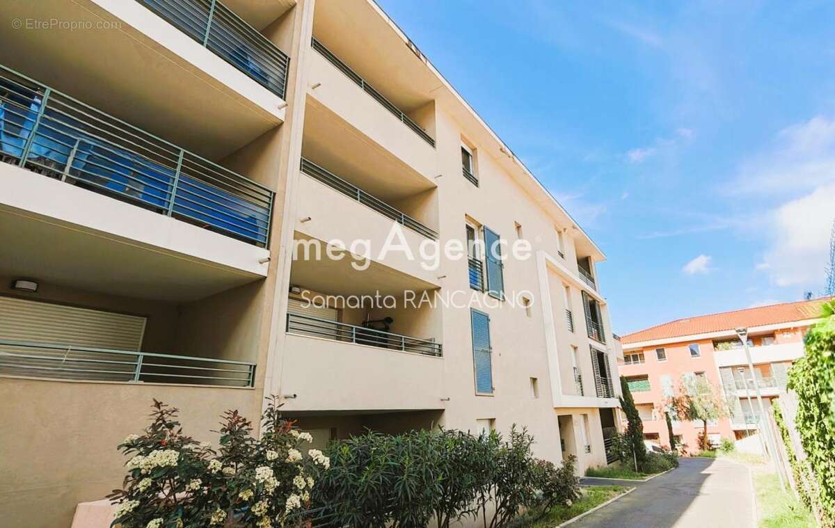 Appartement à FREJUS