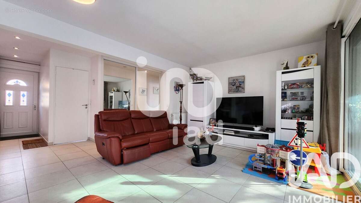 Photo 3 - Maison à LA QUEUE-EN-BRIE