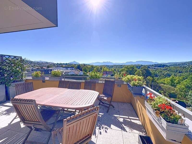 Appartement à vendre 5 pièces Attique à VETRAZ MONTHOUX (74) - photo 4