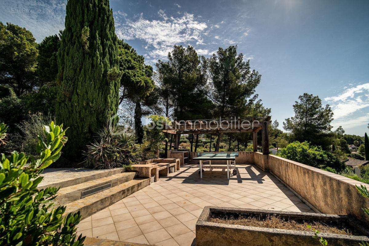 Maison à LA CADIERE-D'AZUR