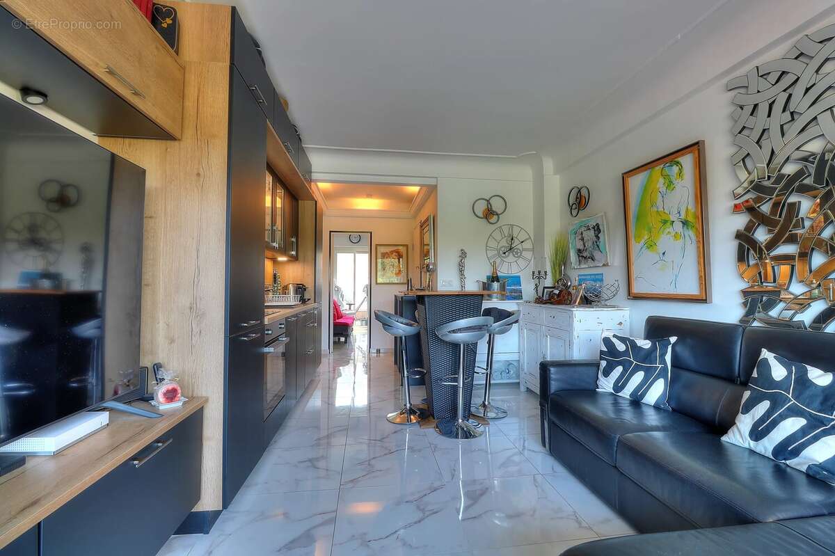 Appartement à CAGNES-SUR-MER