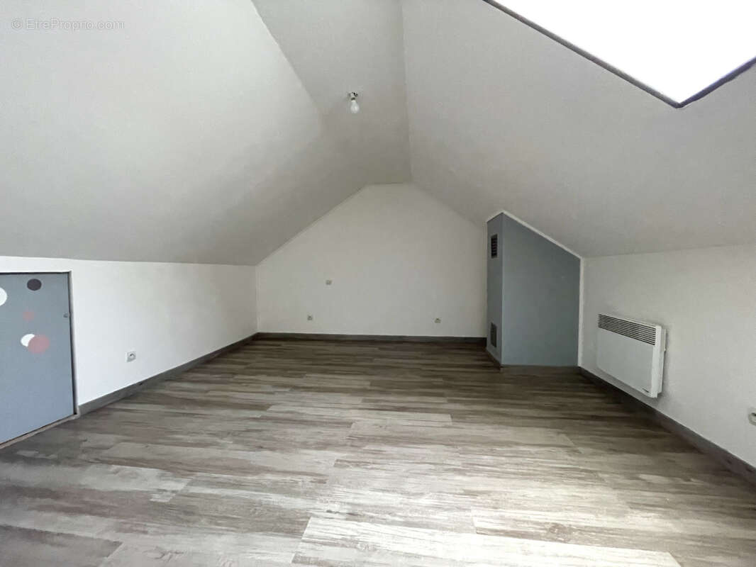 Maison à ECOUST-SAINT-MEIN