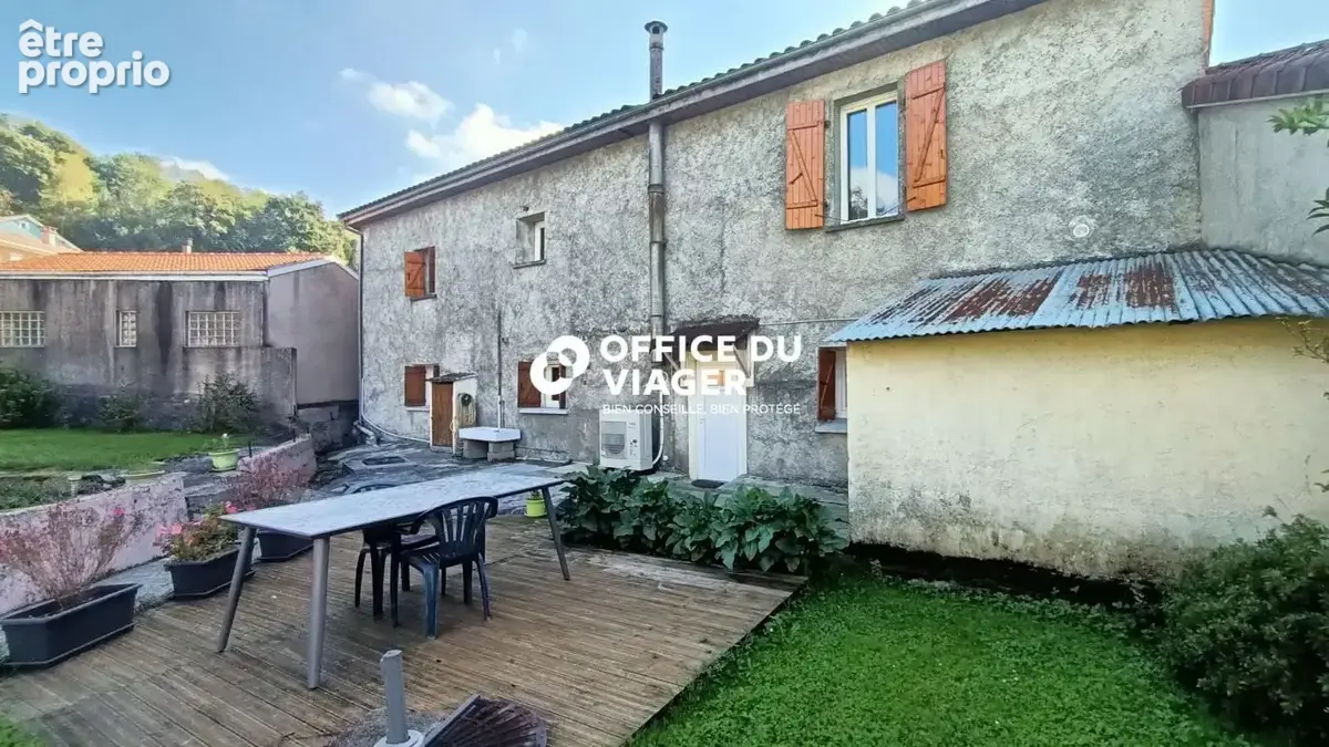 Ensemble immobilier - 8 pièces - 213,58 m² - photo 18