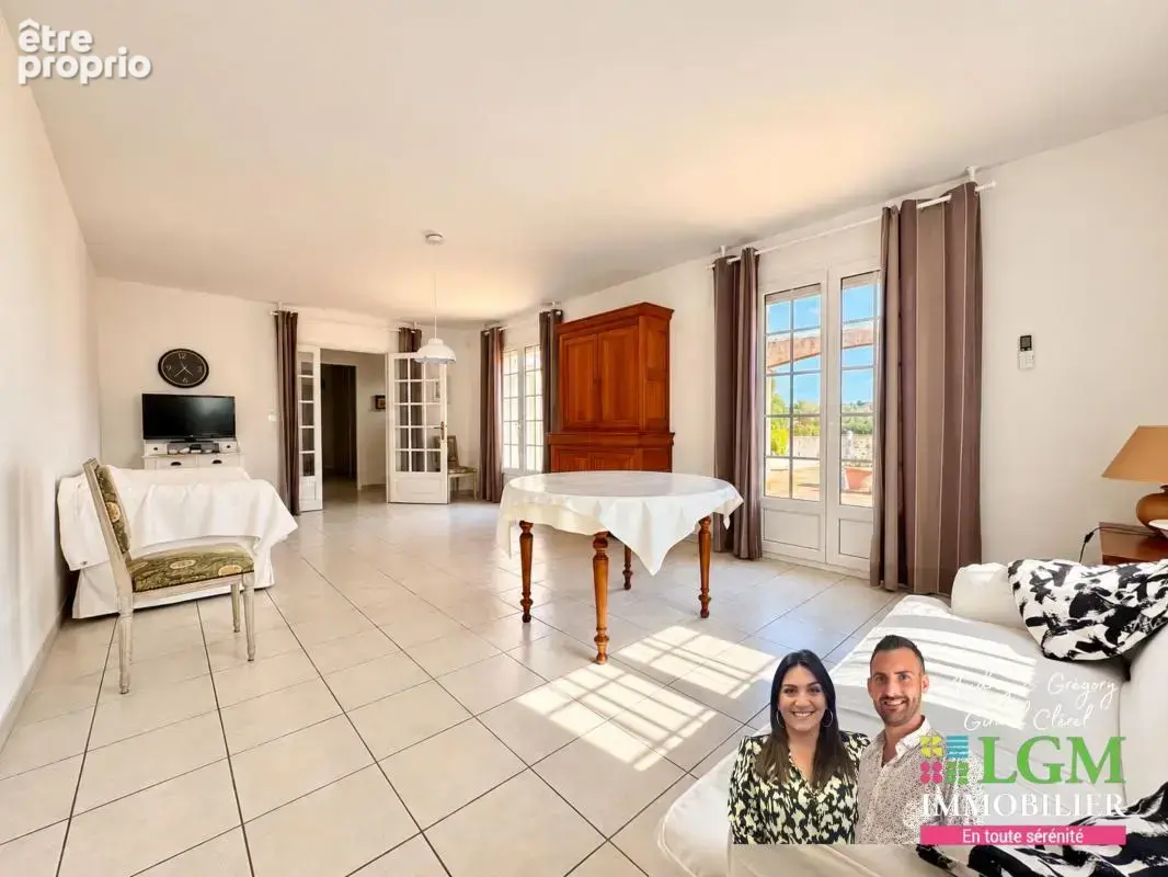 FABRÈGUES – 165 m² • 5 chambres • Piscine • Plus de 1000 m² au calme absolu - photo 5