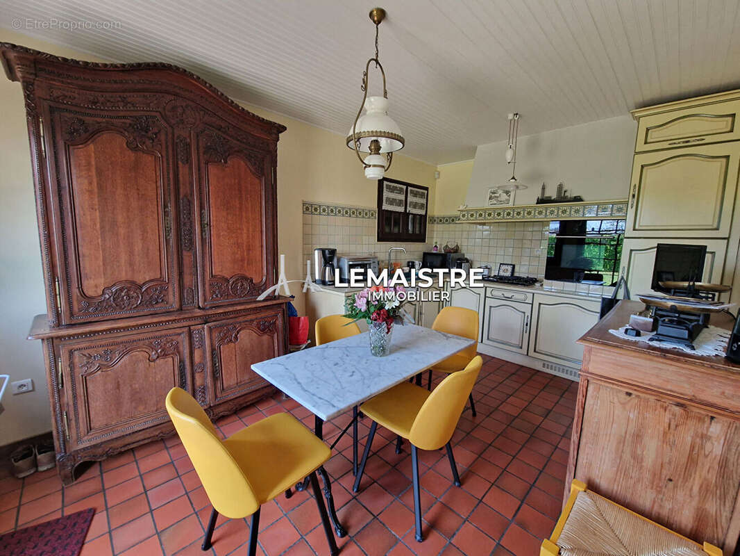 Maison à SAINT-ROMAIN-DE-COLBOSC