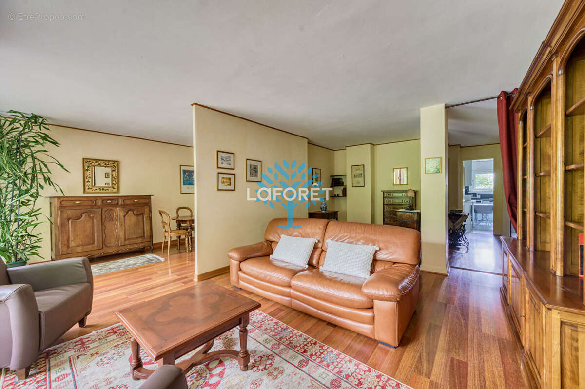 Appartement à SEVRES