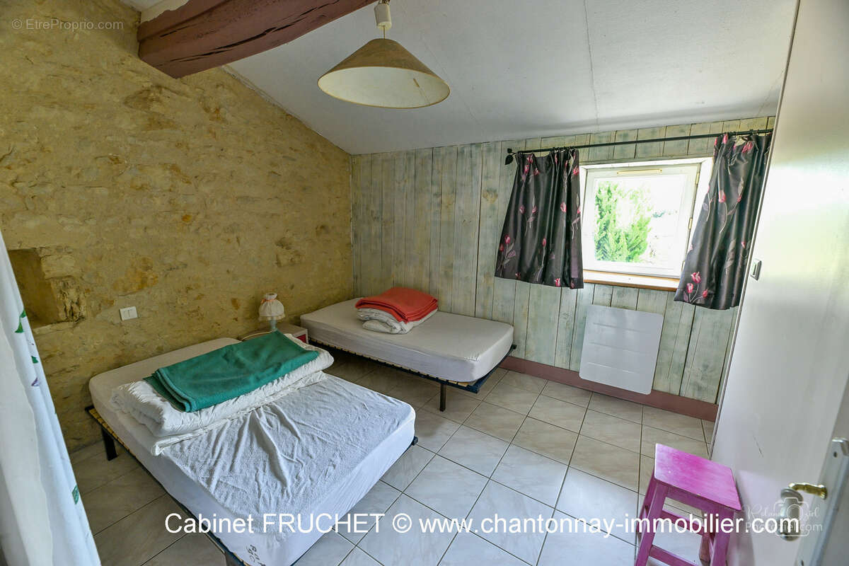 Maison à FONTENAY-LE-COMTE