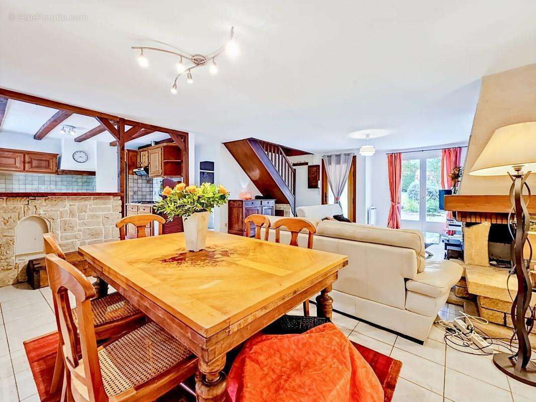 Maison à FERE-EN-TARDENOIS