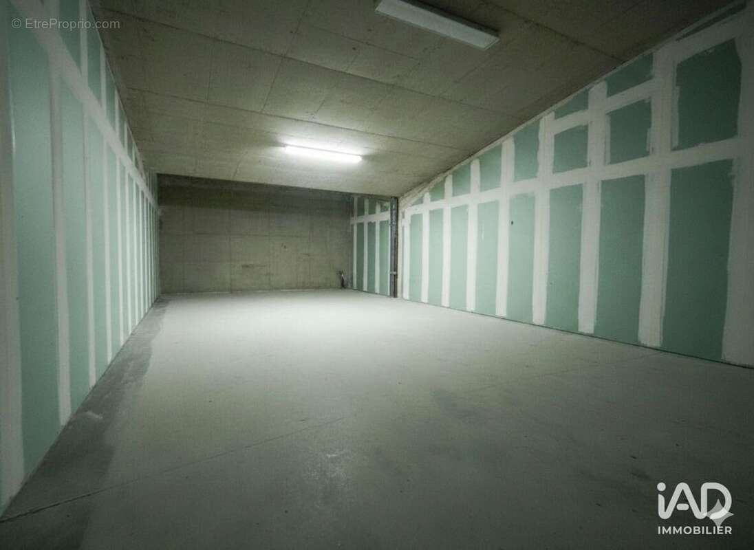 Photo 5 - Commerce à SAINT-GEOURS-DE-MAREMNE