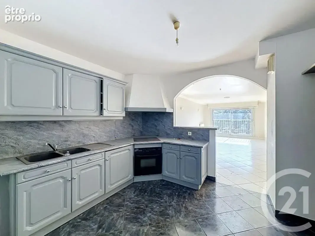 Appartement 4 pièces 79 m² à vendre à Venissieux (69200) - photo 6