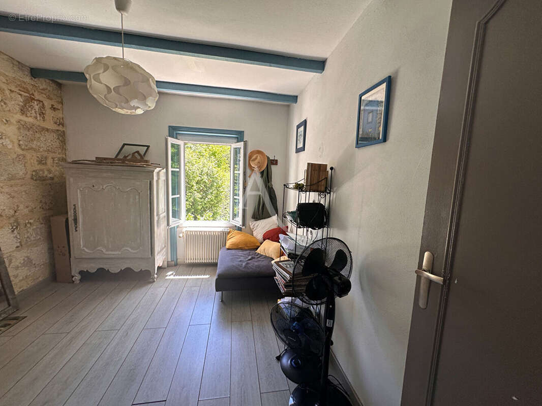 Maison Saintes 8 pièces - Rive Gauche - photo 9