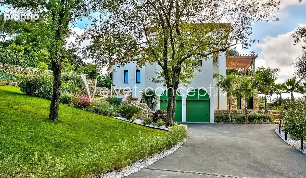 Maison à MOUGINS