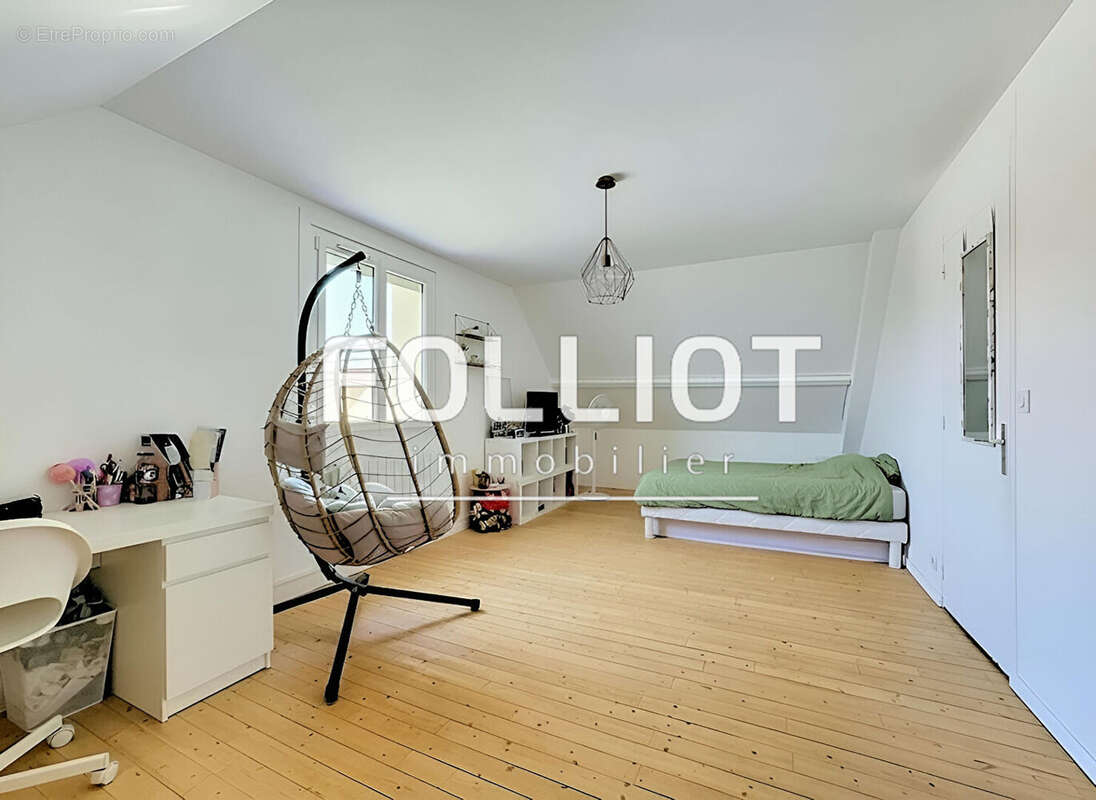 A vendre verson  maison 135m²  4 ch plain-pied sous-sol jardin - photo 8