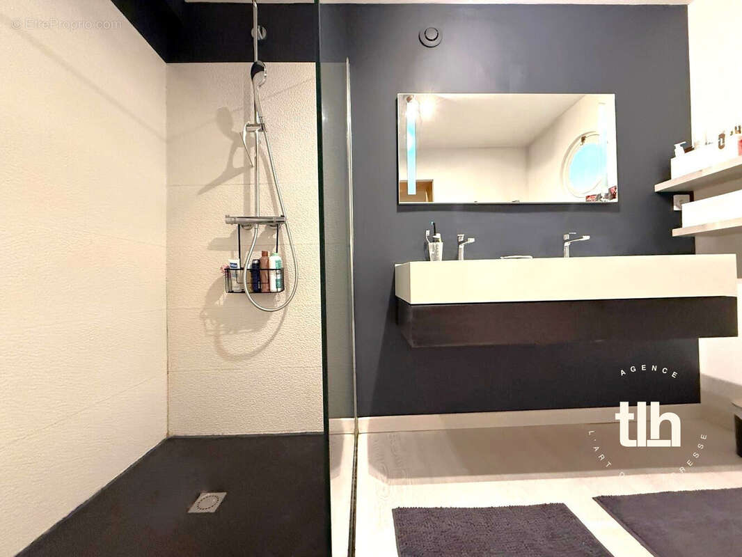 Maison à SAINT-JEAN-DE-VEDAS