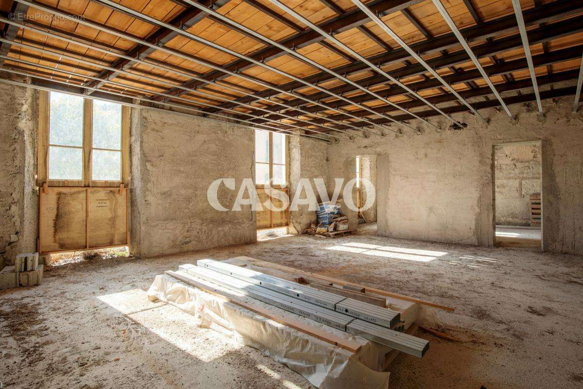 Vente Maison 10 pièces de 400m² - 30610 Sauve - photo 5
