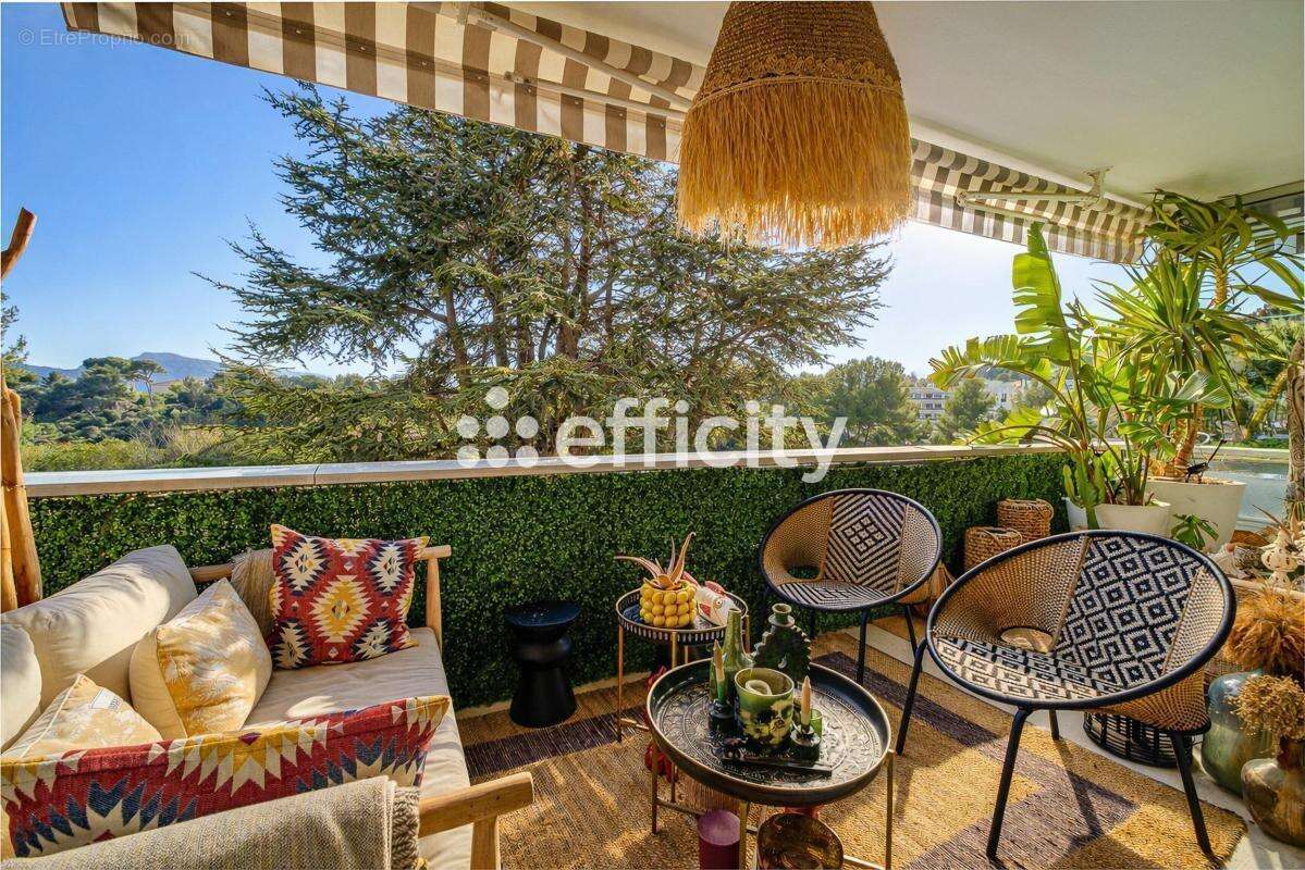 Appartement à MARSEILLE-8E