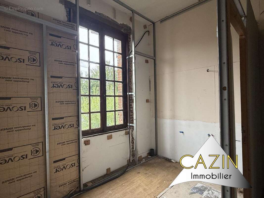 Maison 400 m² à Heugon  - photo 9