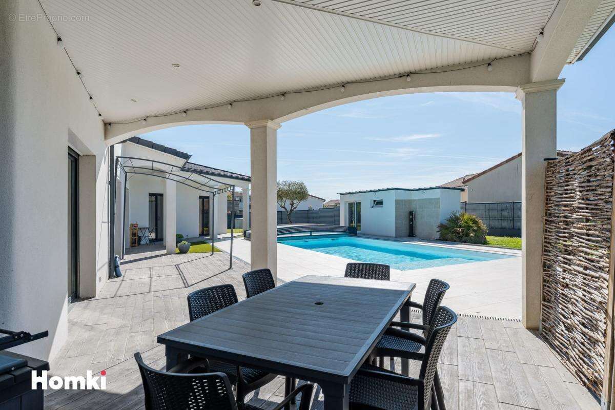 Maison à LAMASQUERE