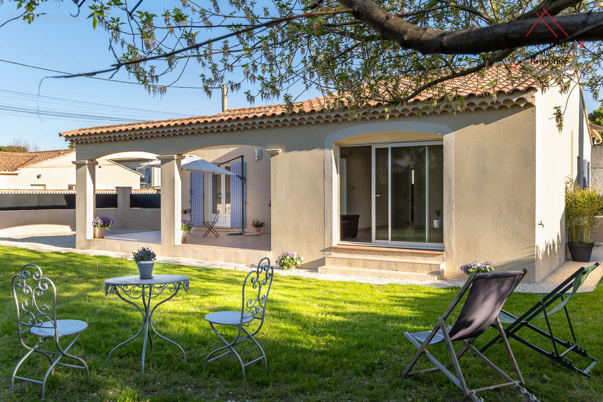 Maison à MAZAN